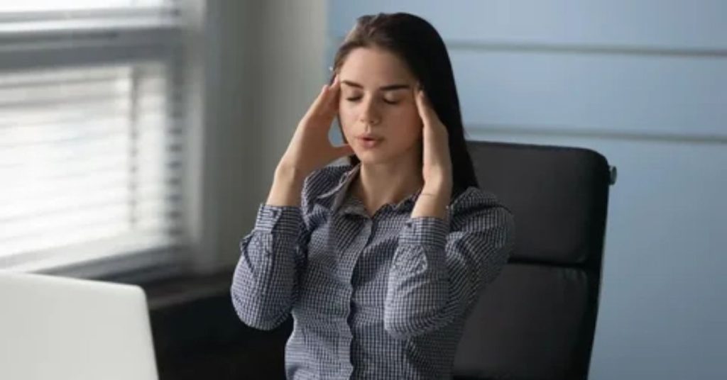 can anxiety cause sneezing